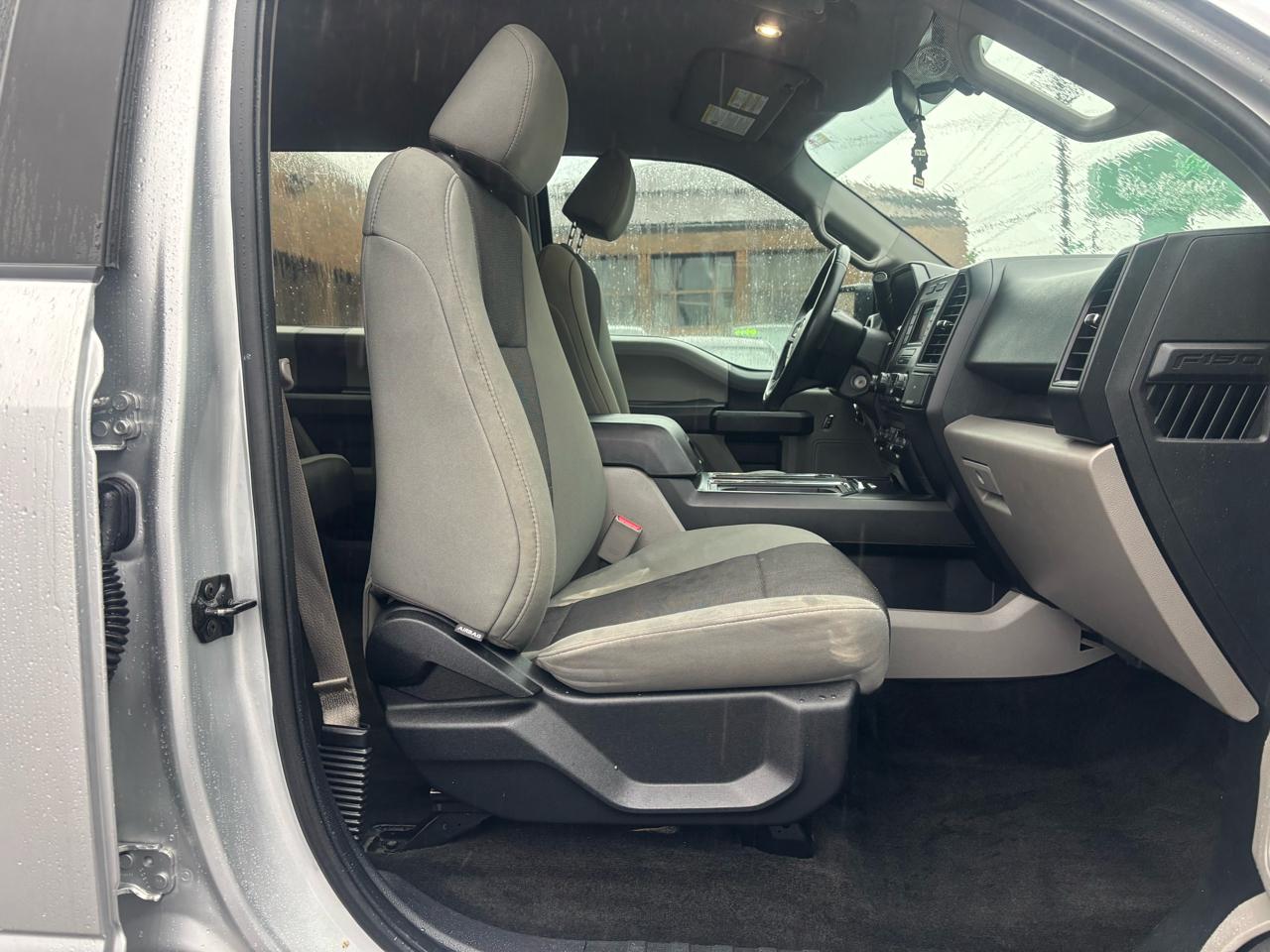 Ford F-150 XL SuperCrew 5.5-ft. Bed 4WD 2015