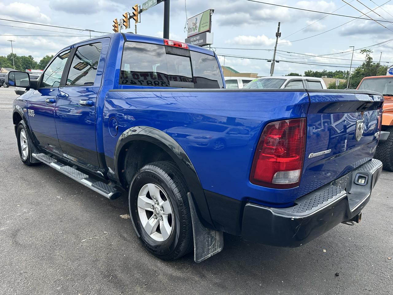 RAM 1500 SLT Crew Cab SWB 4WD 2014