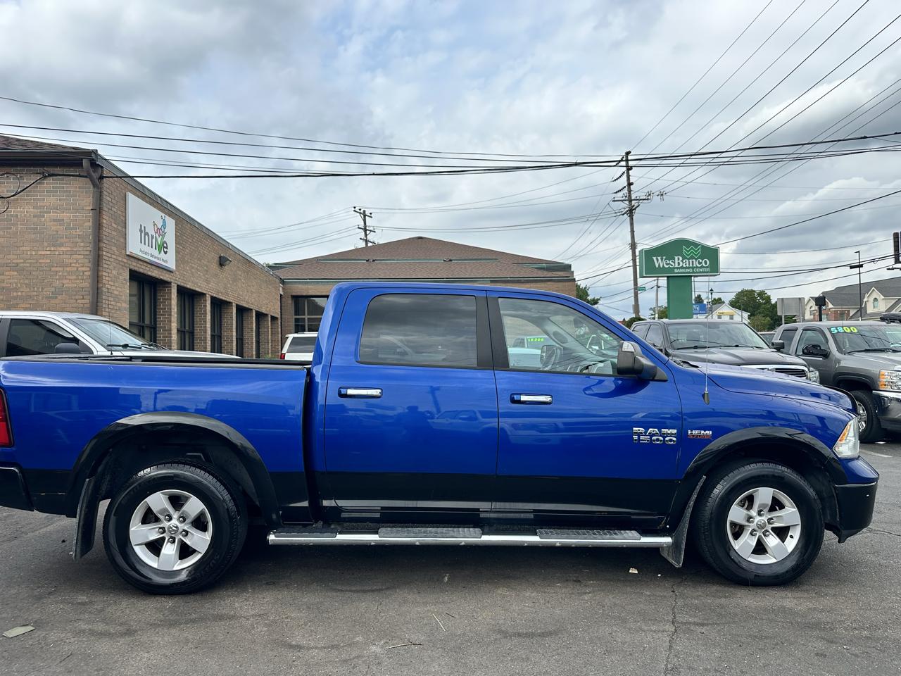RAM 1500 SLT Crew Cab SWB 4WD 2014