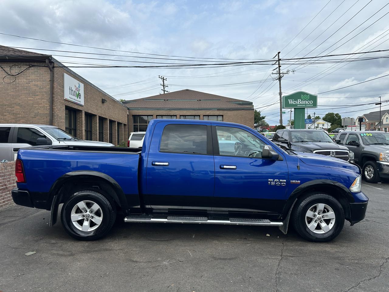 RAM 1500 SLT Crew Cab SWB 4WD 2014