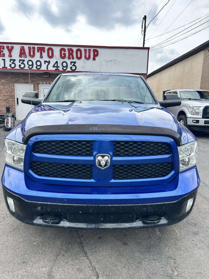 RAM 1500 SLT Crew Cab SWB 4WD 2014