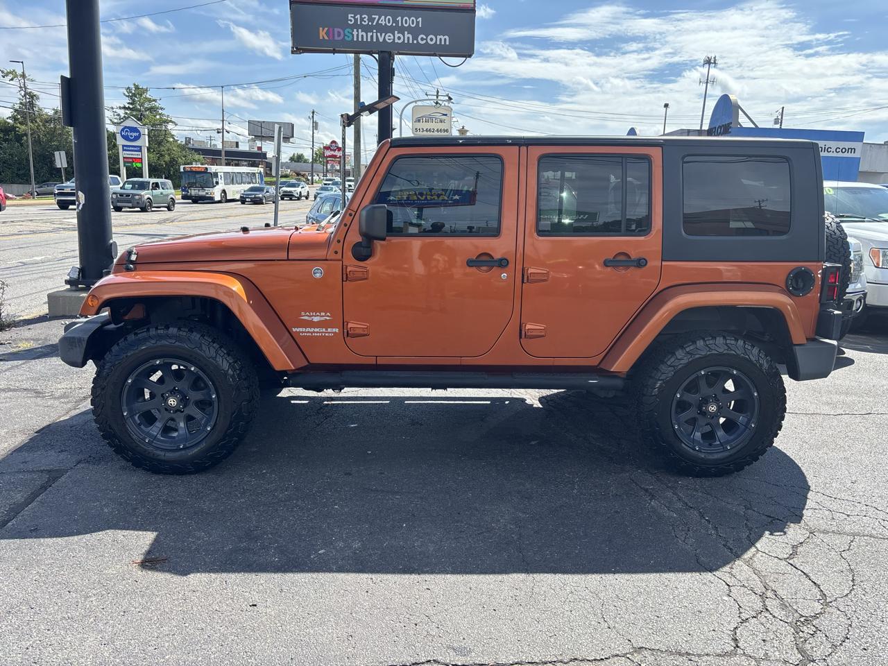 Jeep Wrangler Unlimited Sahara 4WD 2010