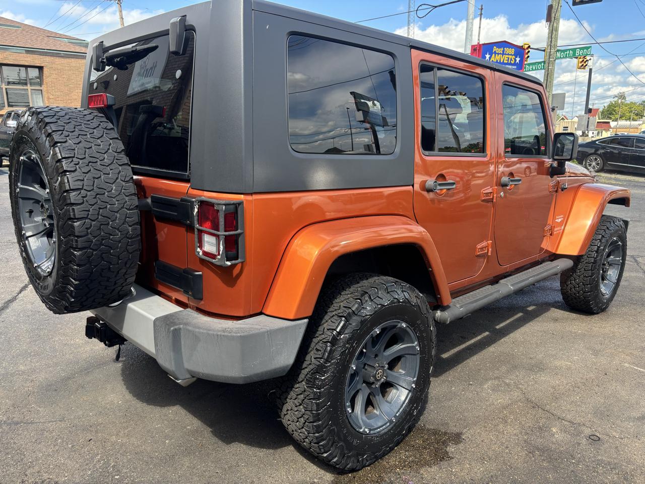 Jeep Wrangler Unlimited Sahara 4WD 2010