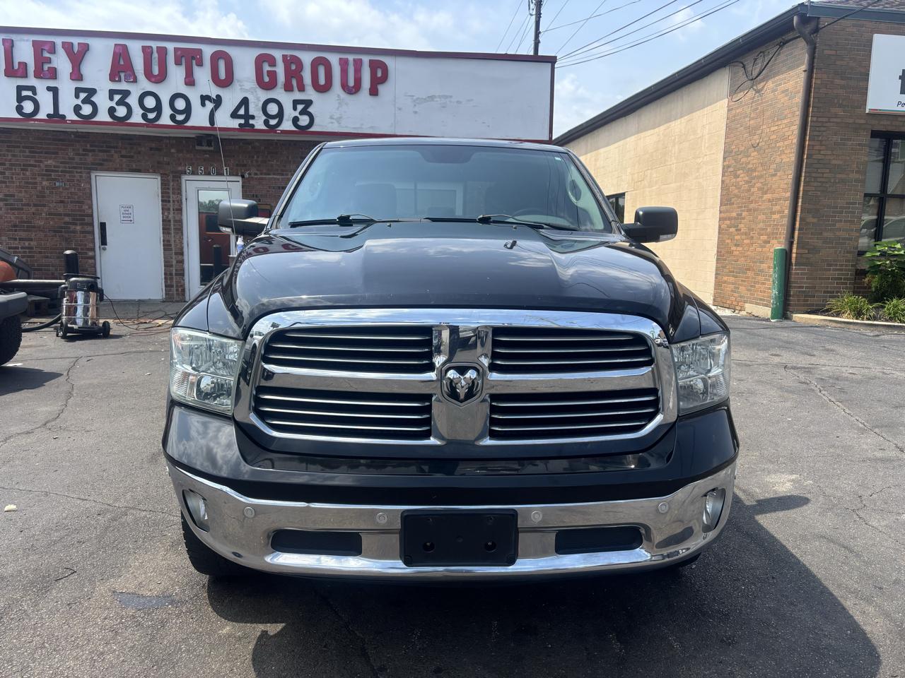 RAM 1500 SLT Crew Cab SWB 4WD 2015
