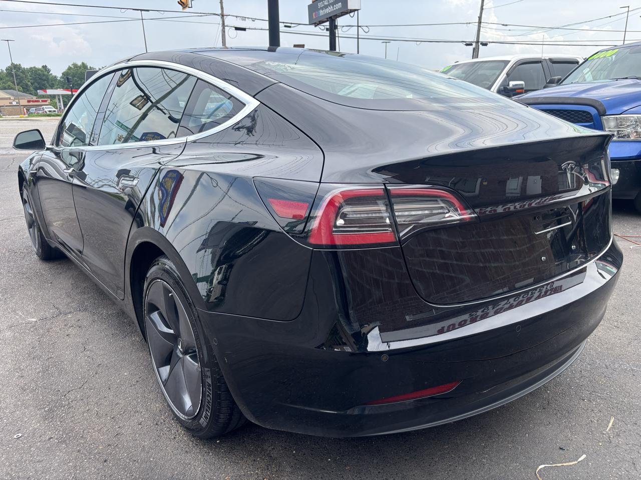 Tesla Model 3 Base 2018