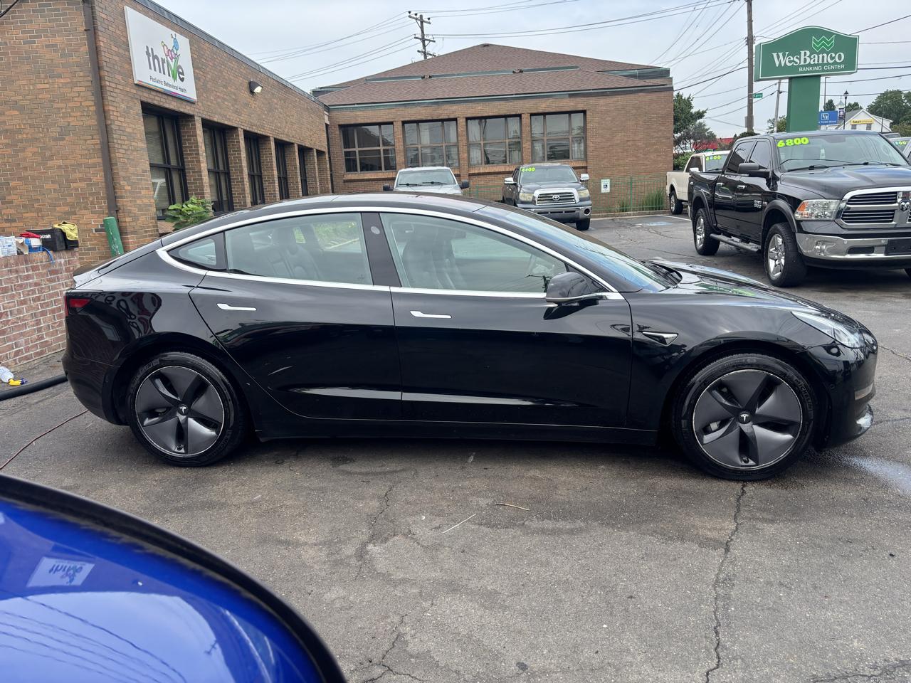 Tesla Model 3 Base 2018
