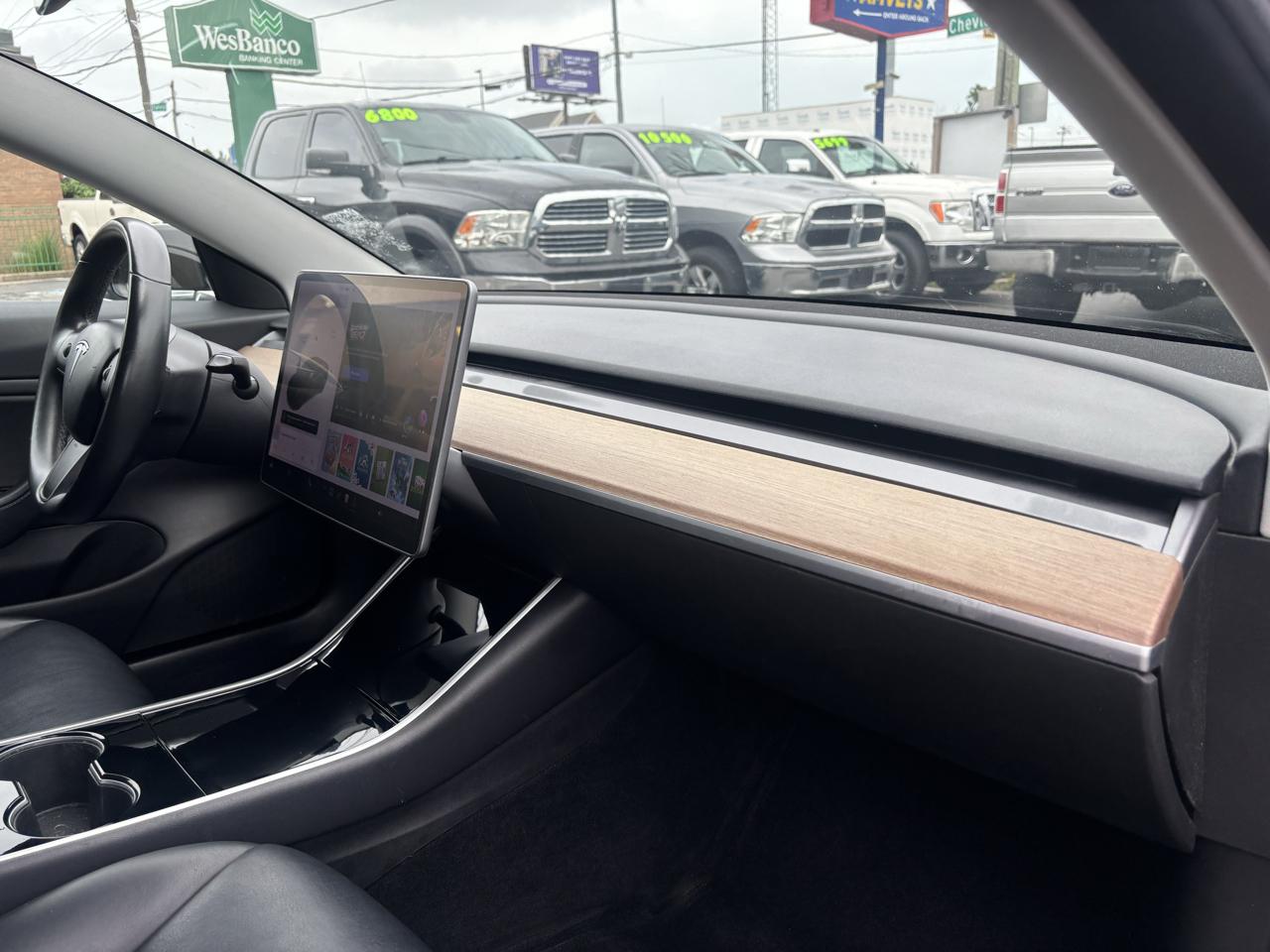 Tesla Model 3 Base 2018