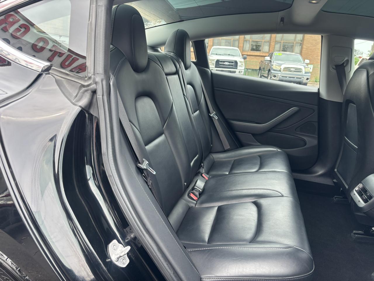 Tesla Model 3 Base 2018