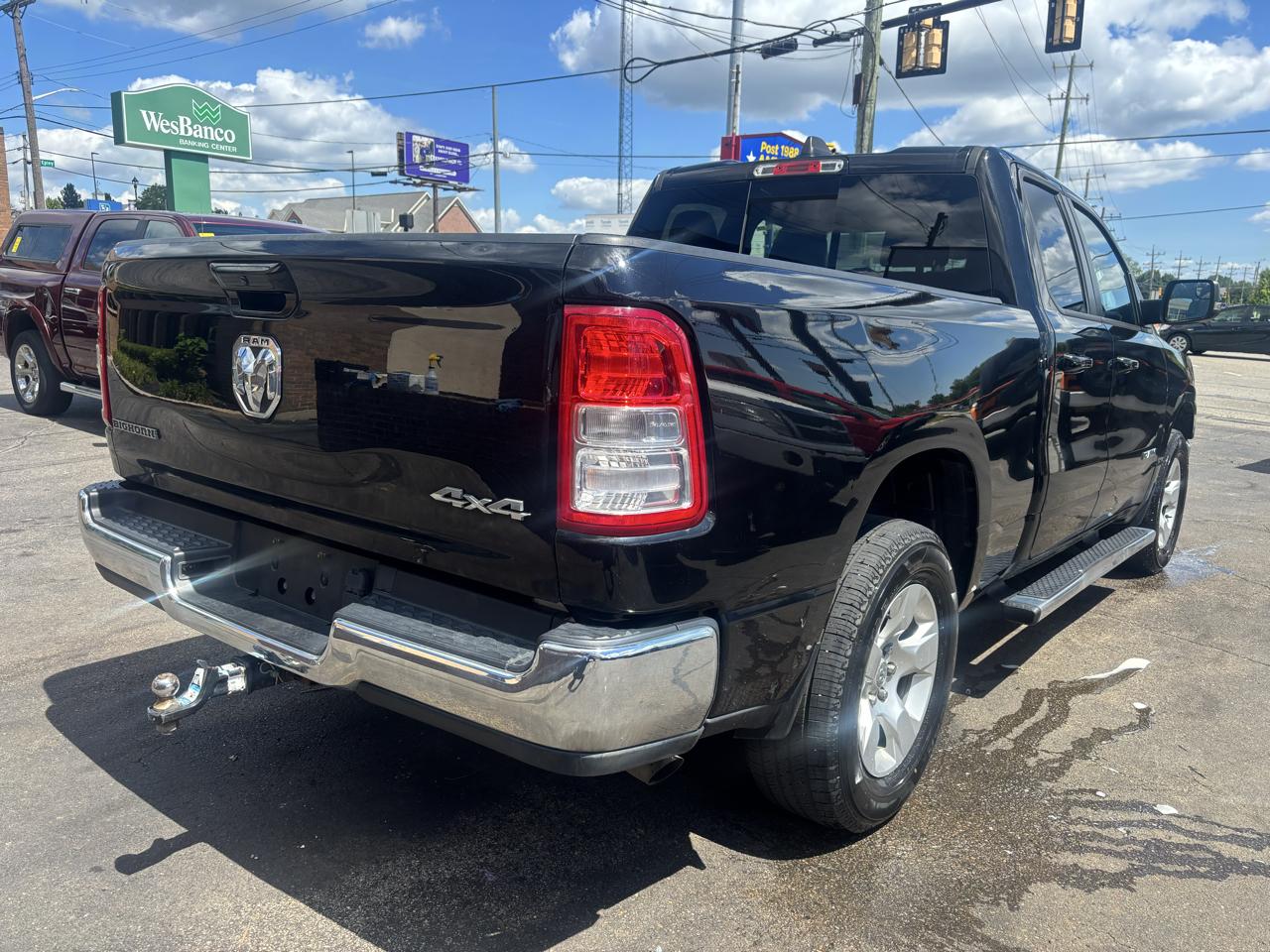 RAM 1500 Big Horn Quad Cab 4WD 2021