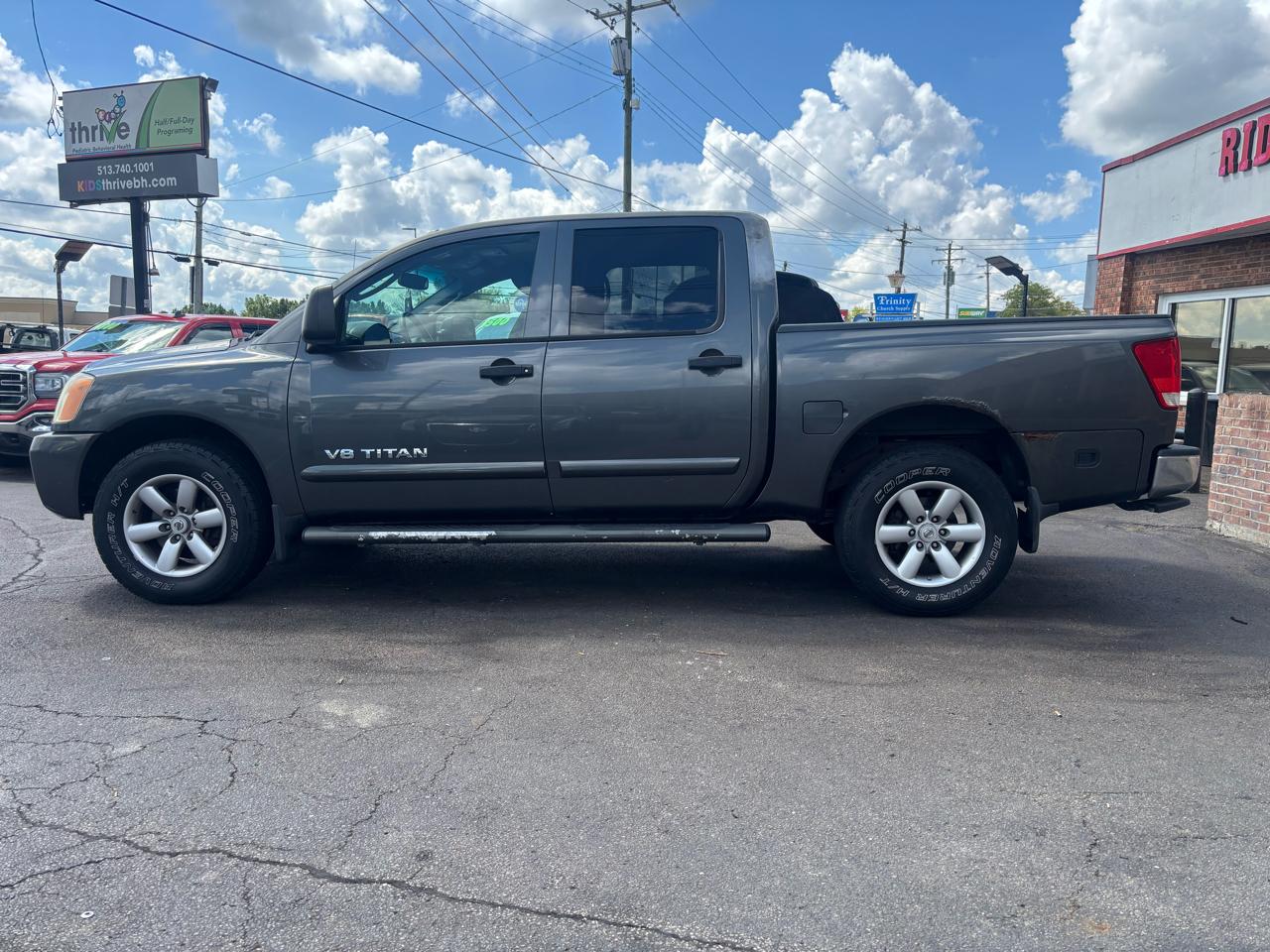 Nissan Titan PRO-4X Crew Cab 4WD SWB 2010