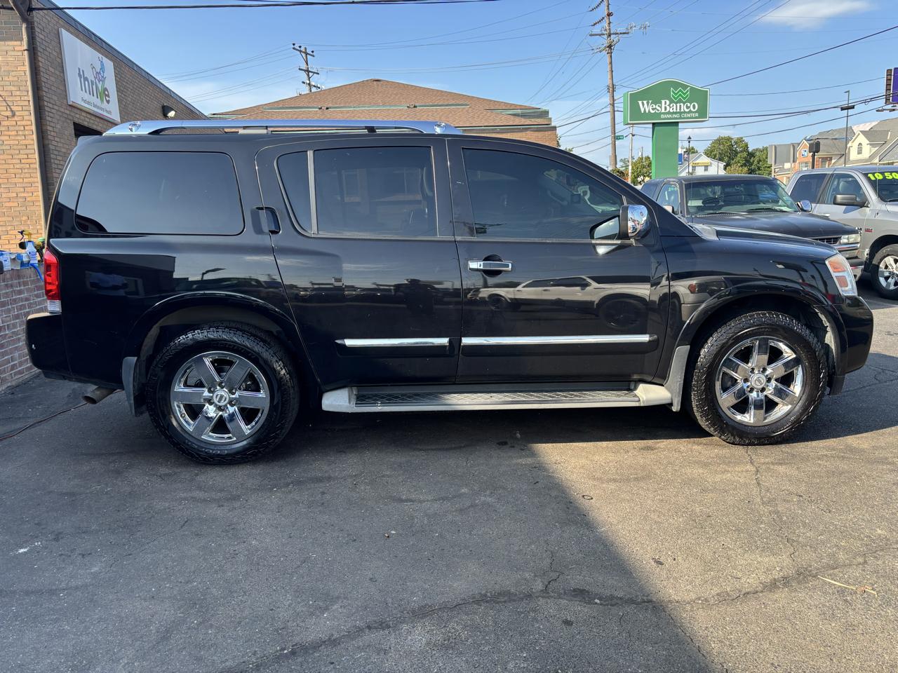 Nissan Armada Platinum 4WD 2014