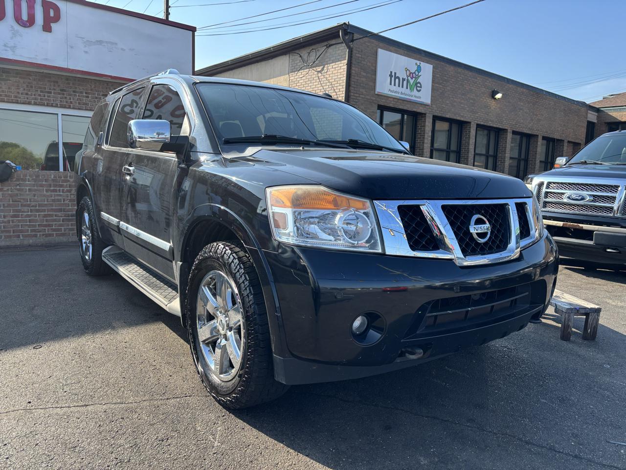 Nissan Armada Platinum 4WD 2014