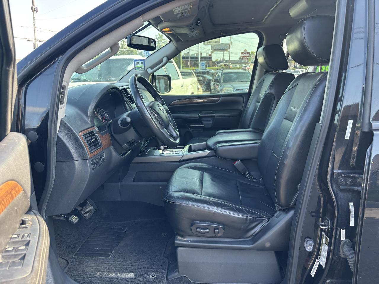 Nissan Armada Platinum 4WD 2014