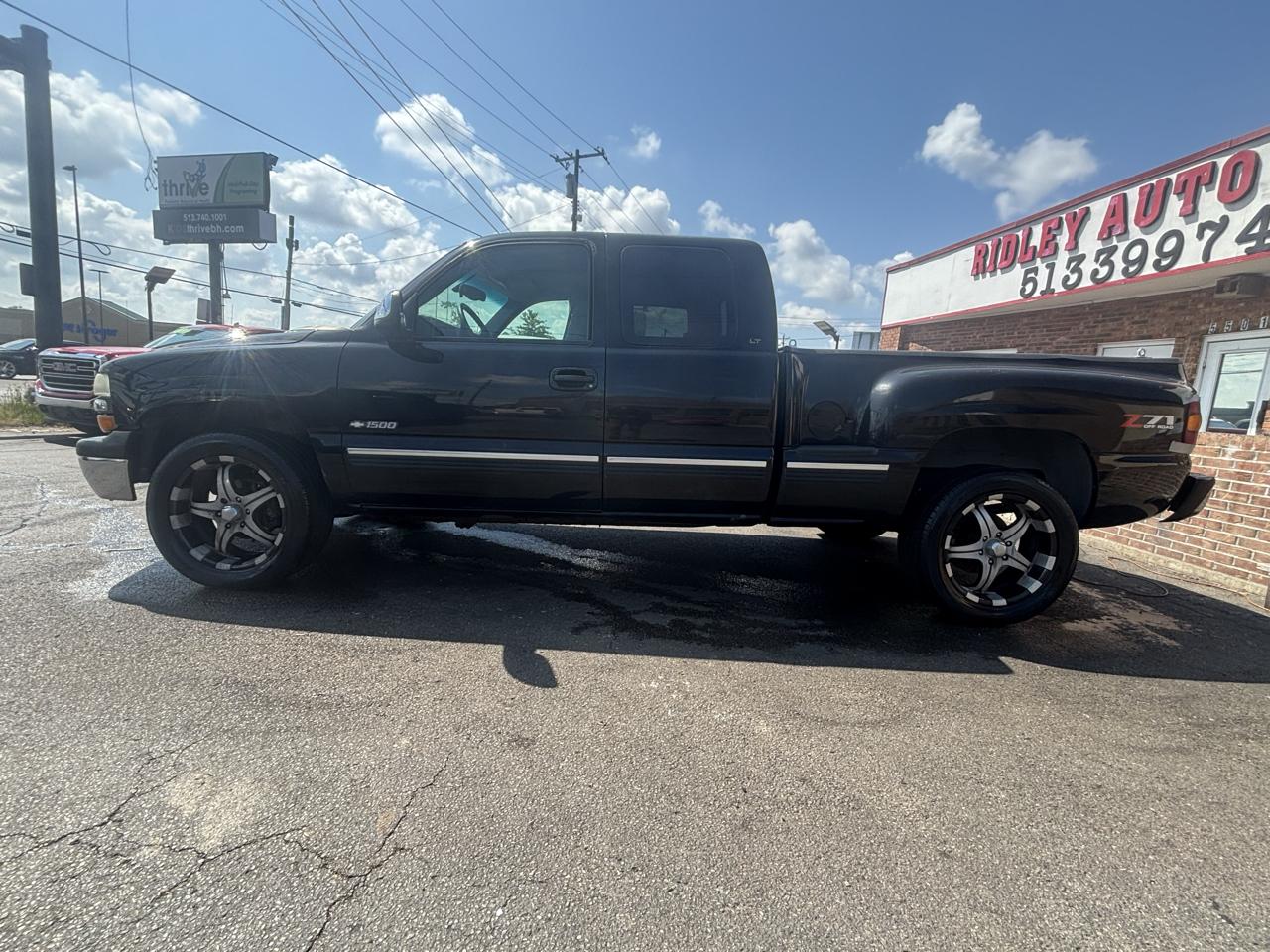 Chevrolet Silverado 1500 LT Ext. Cab 3-Door Short Bed 4WD 2000