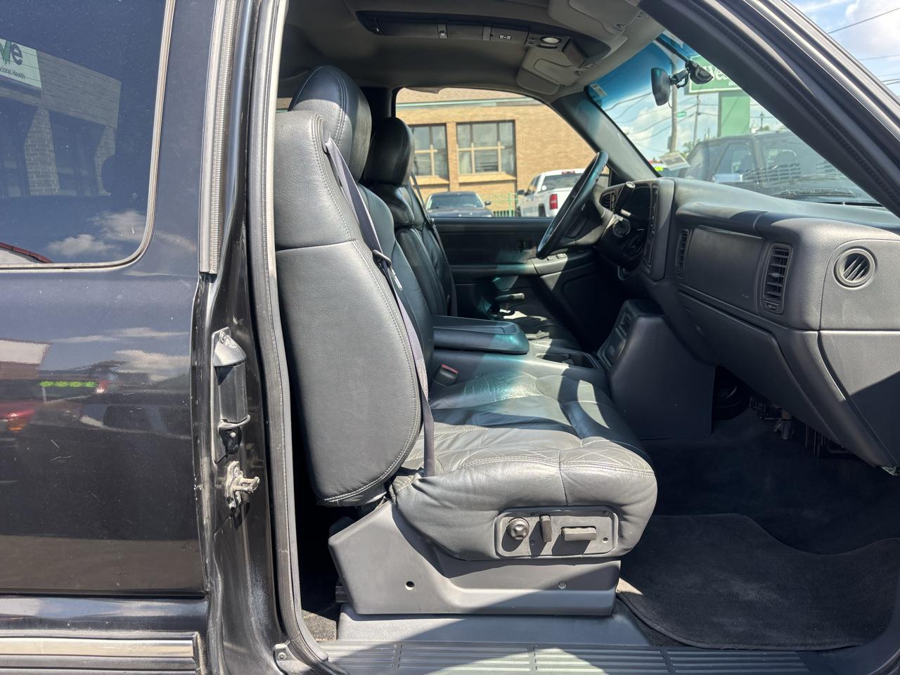 Chevrolet Silverado 1500 LT Ext. Cab 3-Door Short Bed 4WD 2000
