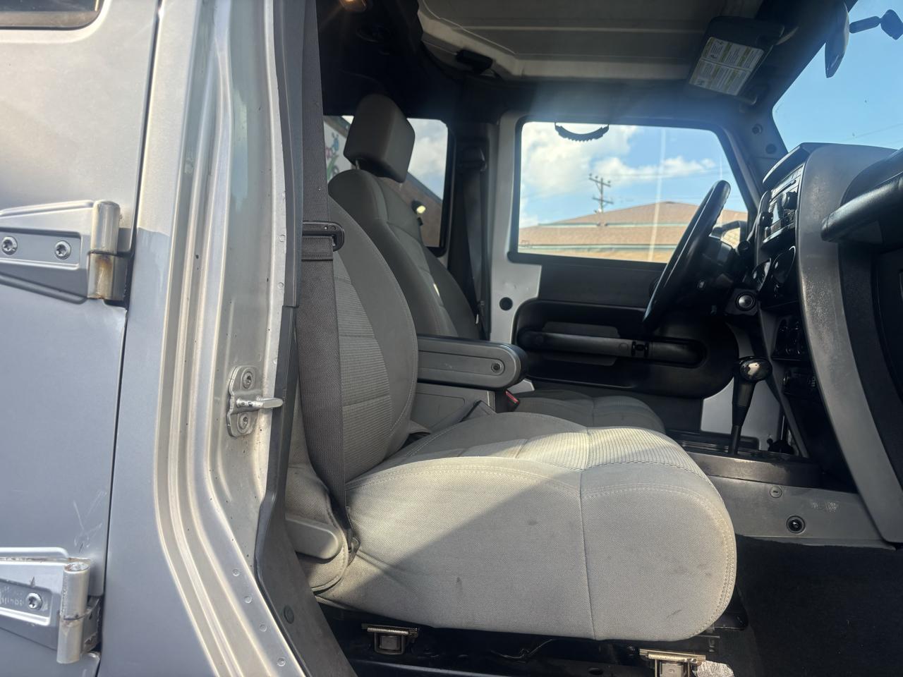 Jeep Wrangler Unlimited Sahara 2WD 2007
