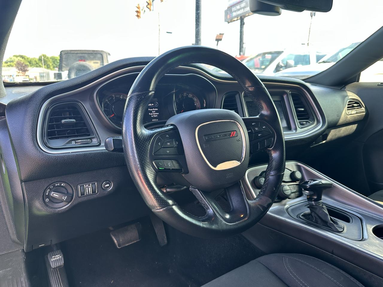 Dodge Challenger SXT 2019