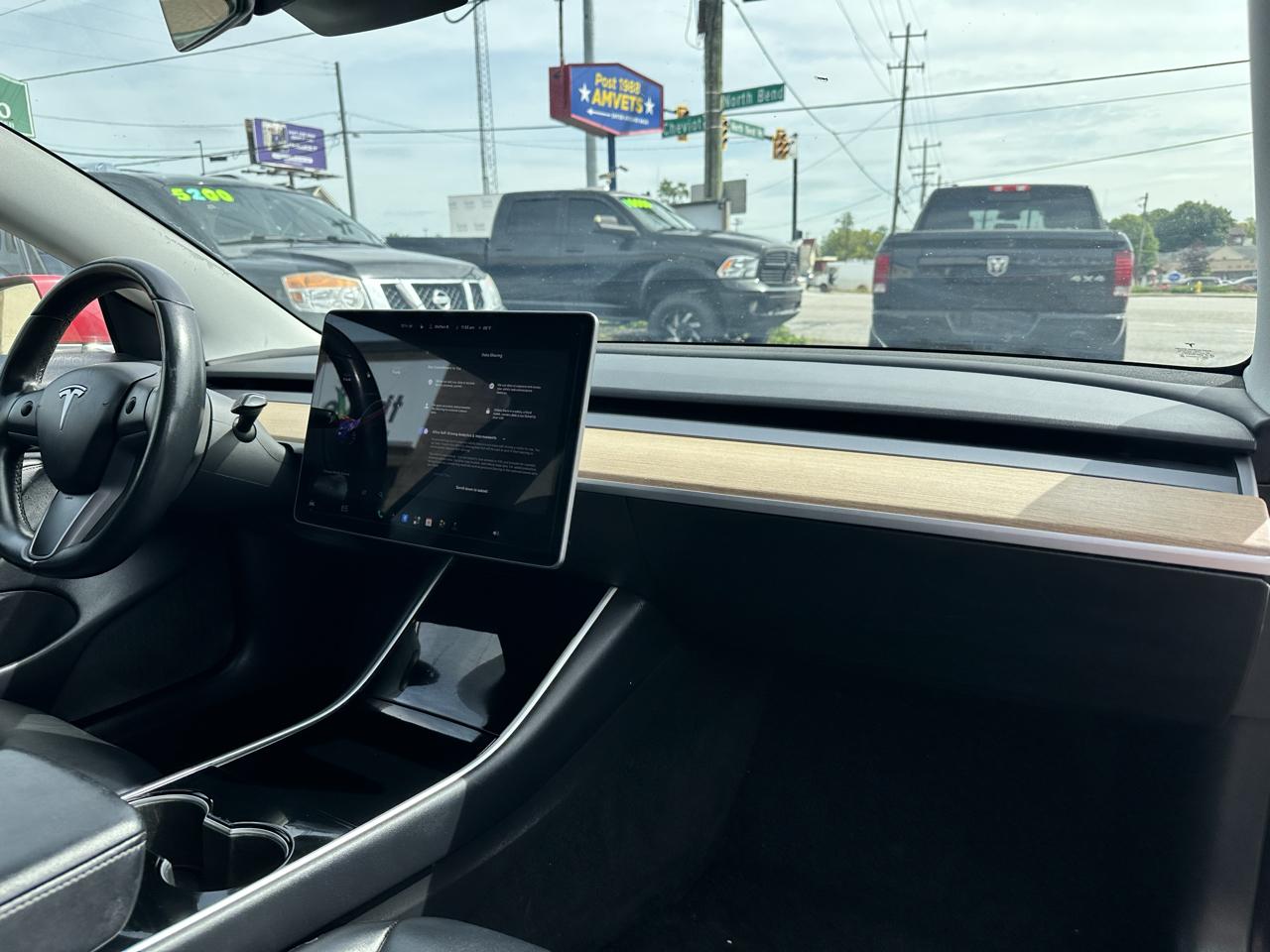 Tesla Model 3 Long Range 2019