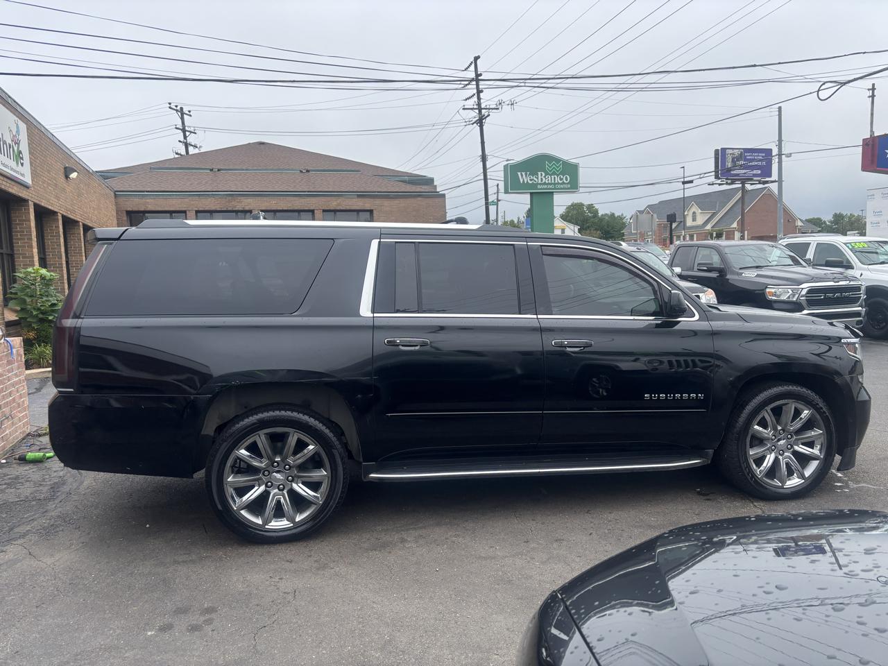 Chevrolet Suburban Premier 4WD 2017