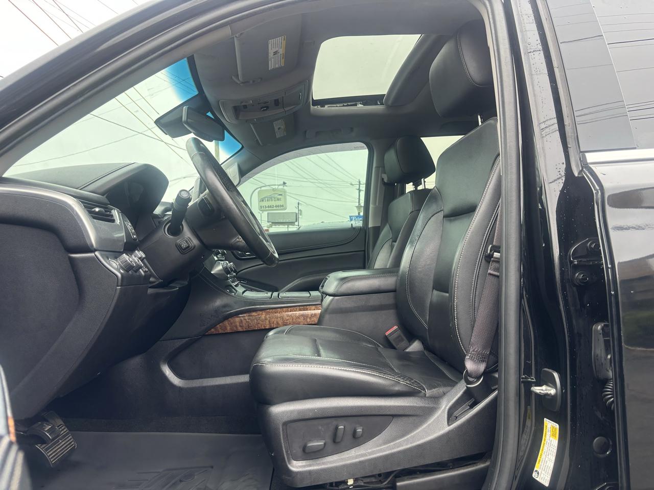 Chevrolet Suburban Premier 4WD 2017