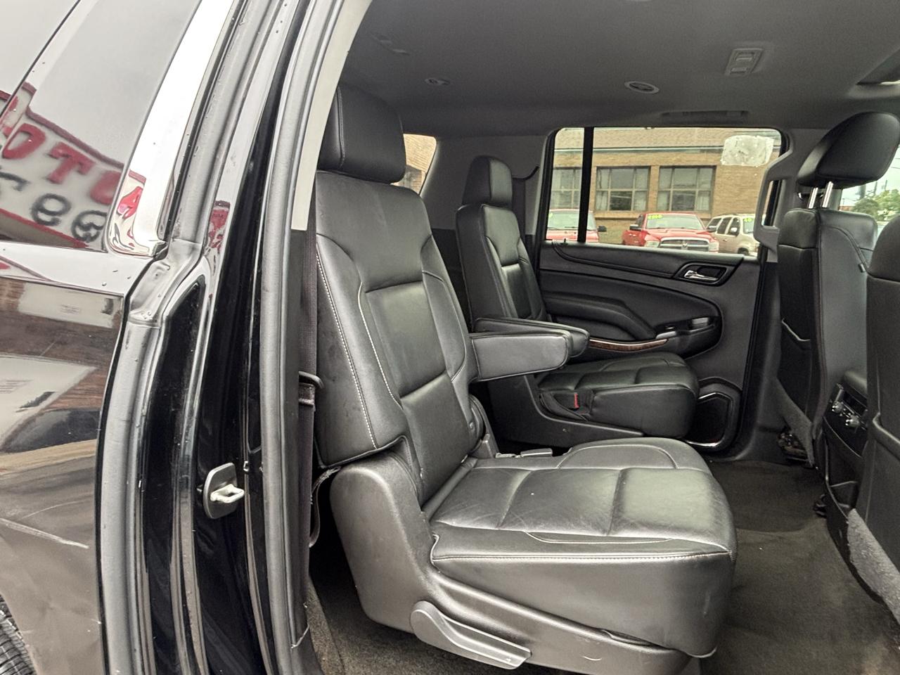 Chevrolet Suburban Premier 4WD 2017