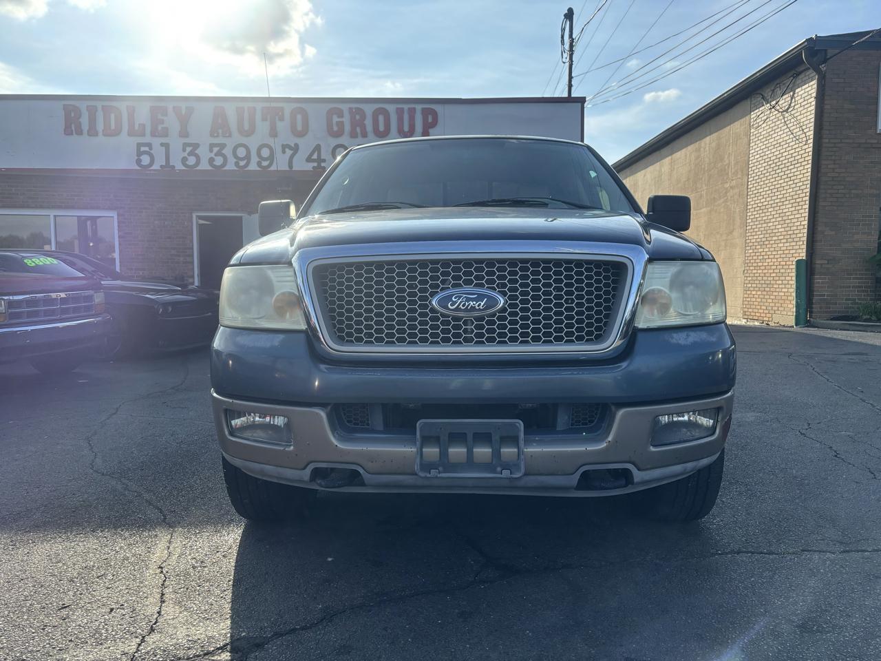 Ford F-150 Lariat SuperCrew 4WD 2004