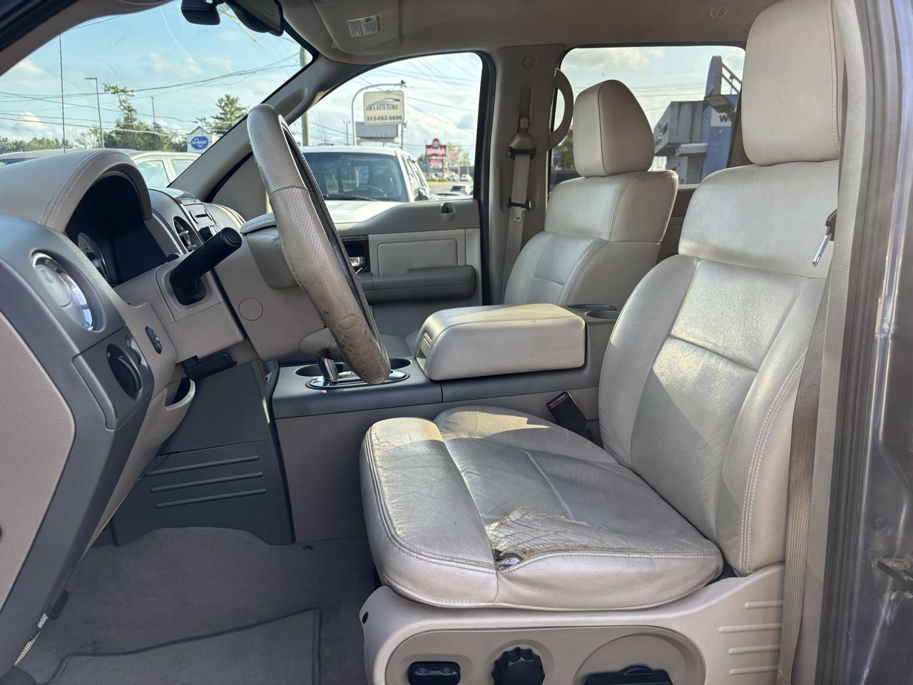 Ford F-150 Lariat SuperCrew 4WD 2004