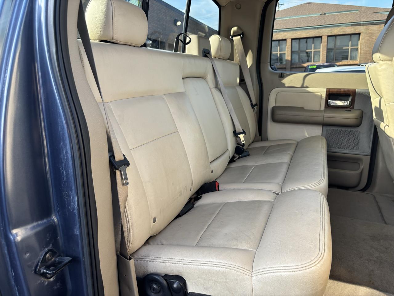 Ford F-150 Lariat SuperCrew 4WD 2004