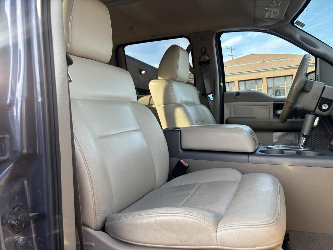 Ford F-150 Lariat SuperCrew 4WD 2004