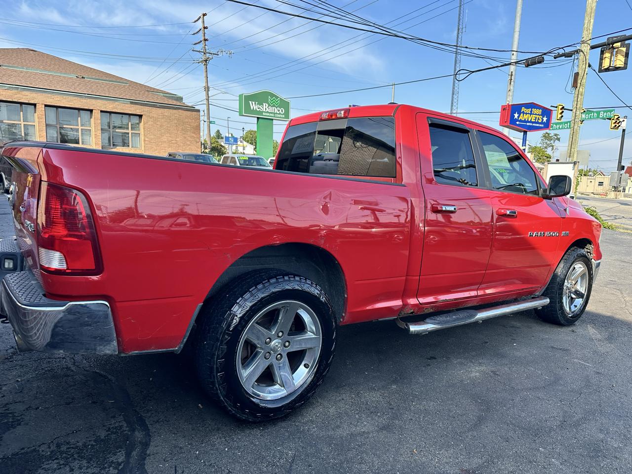RAM 1500 SLT Quad Cab 4WD 2012