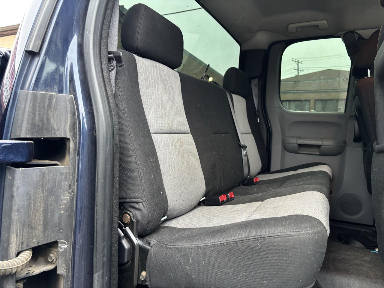 Chevrolet Silverado 1500 Work Truck Ext. Cab Long Box 4WD 2009