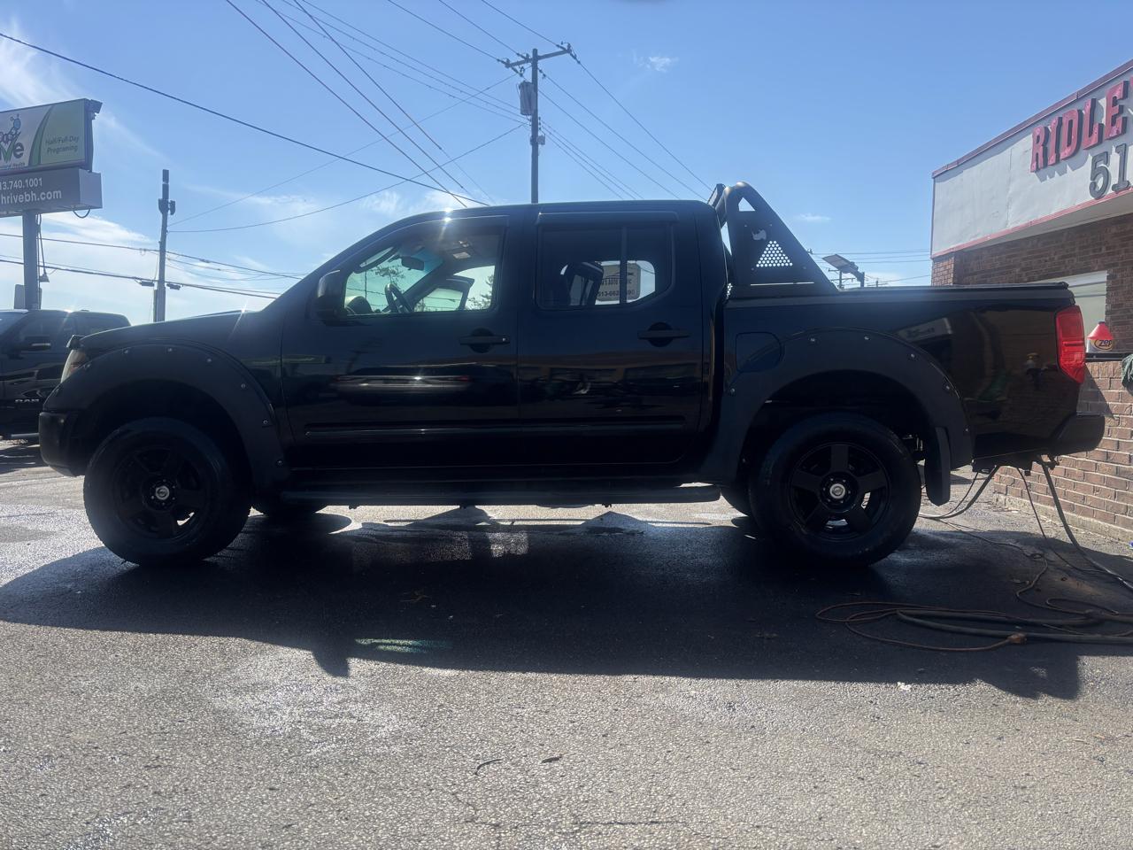 Nissan Frontier LE Crew Cab 4WD 2007