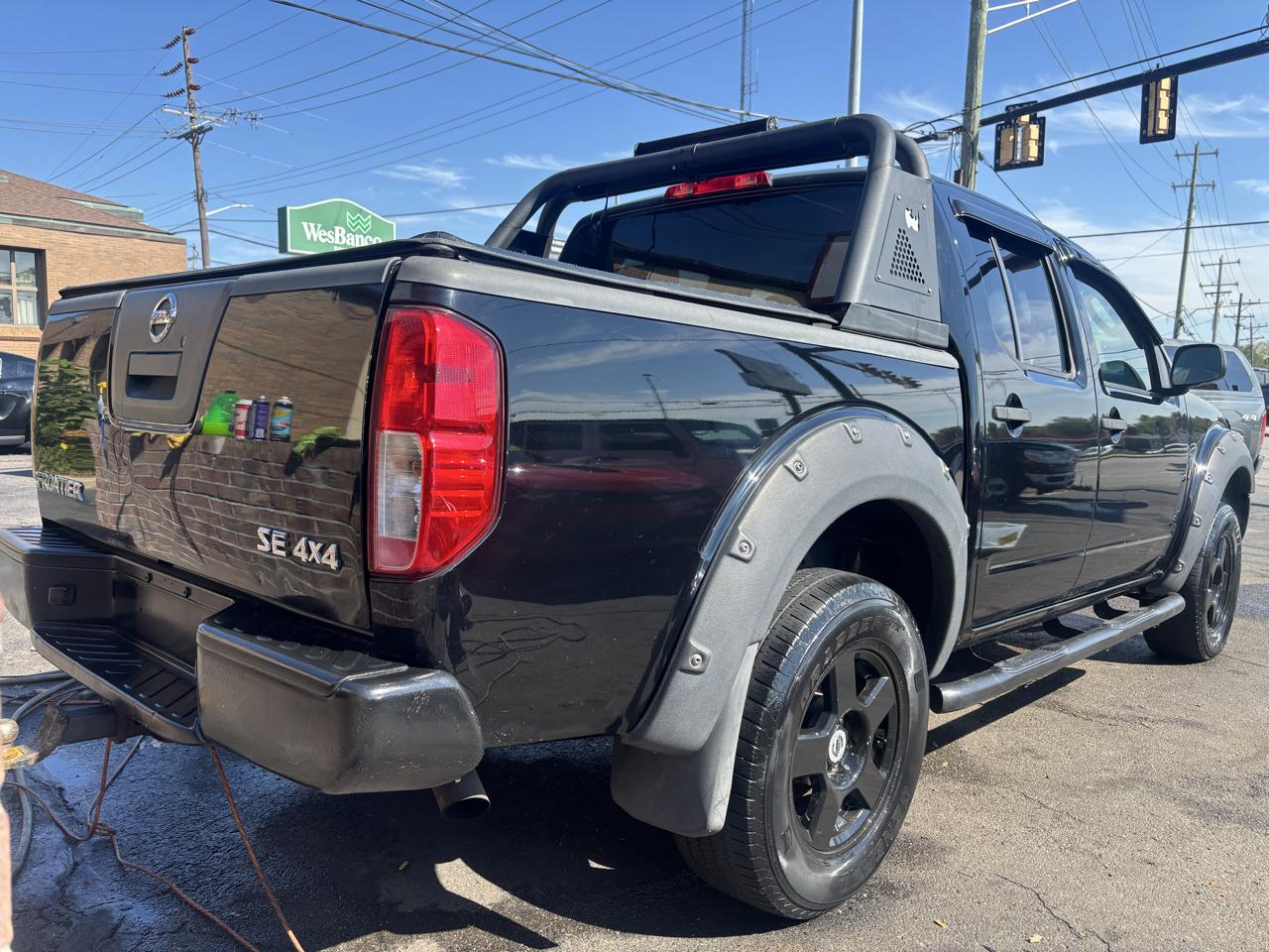Nissan Frontier LE Crew Cab 4WD 2007