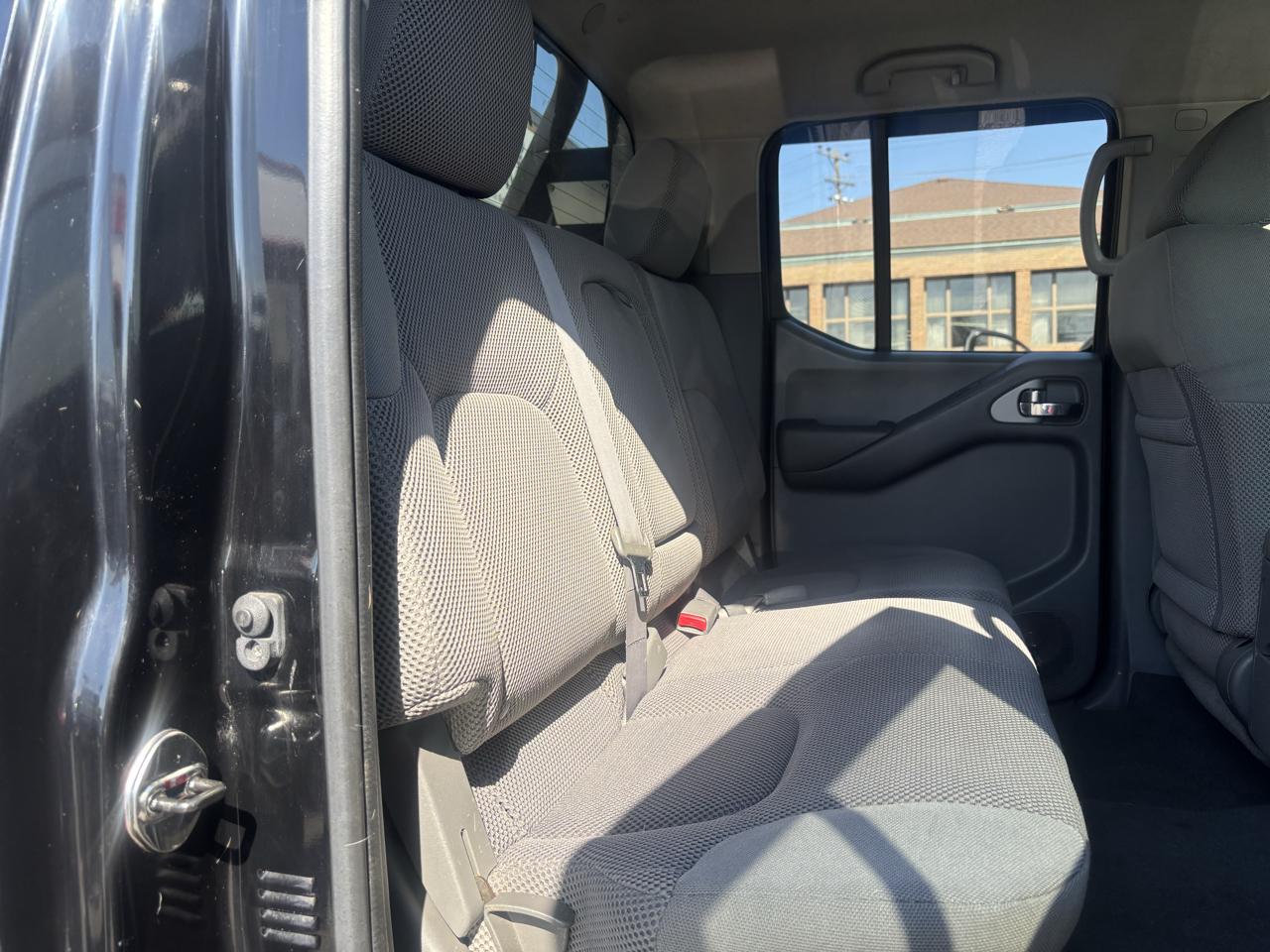 Nissan Frontier LE Crew Cab 4WD 2007