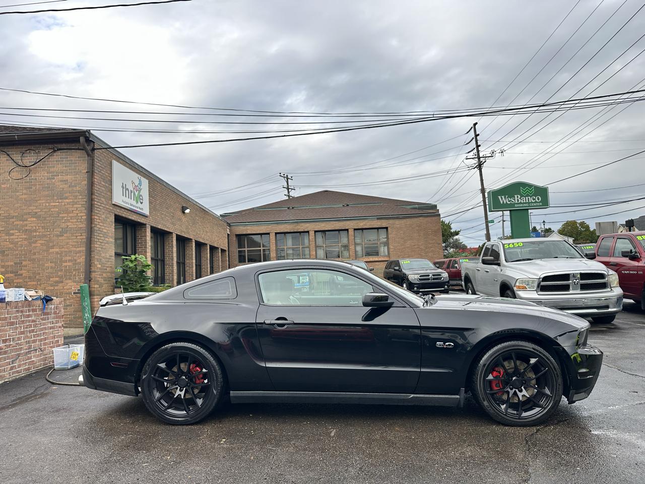 Ford Mustang GT Coupe 2011