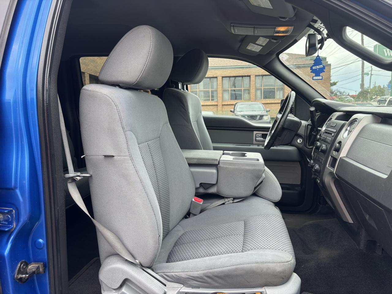 Ford F-150 XLT SuperCrew 6.5-ft. Bed 4WD 2011