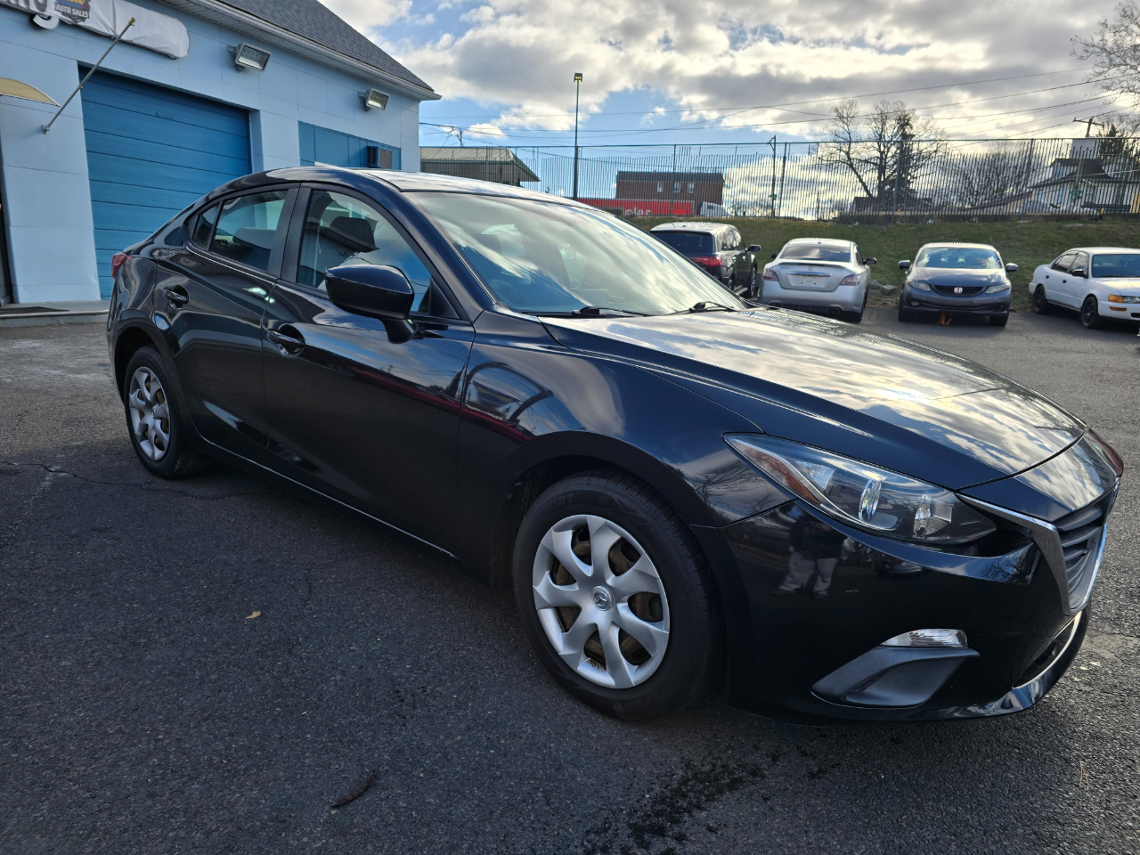 Mazda MAZDA3  2015