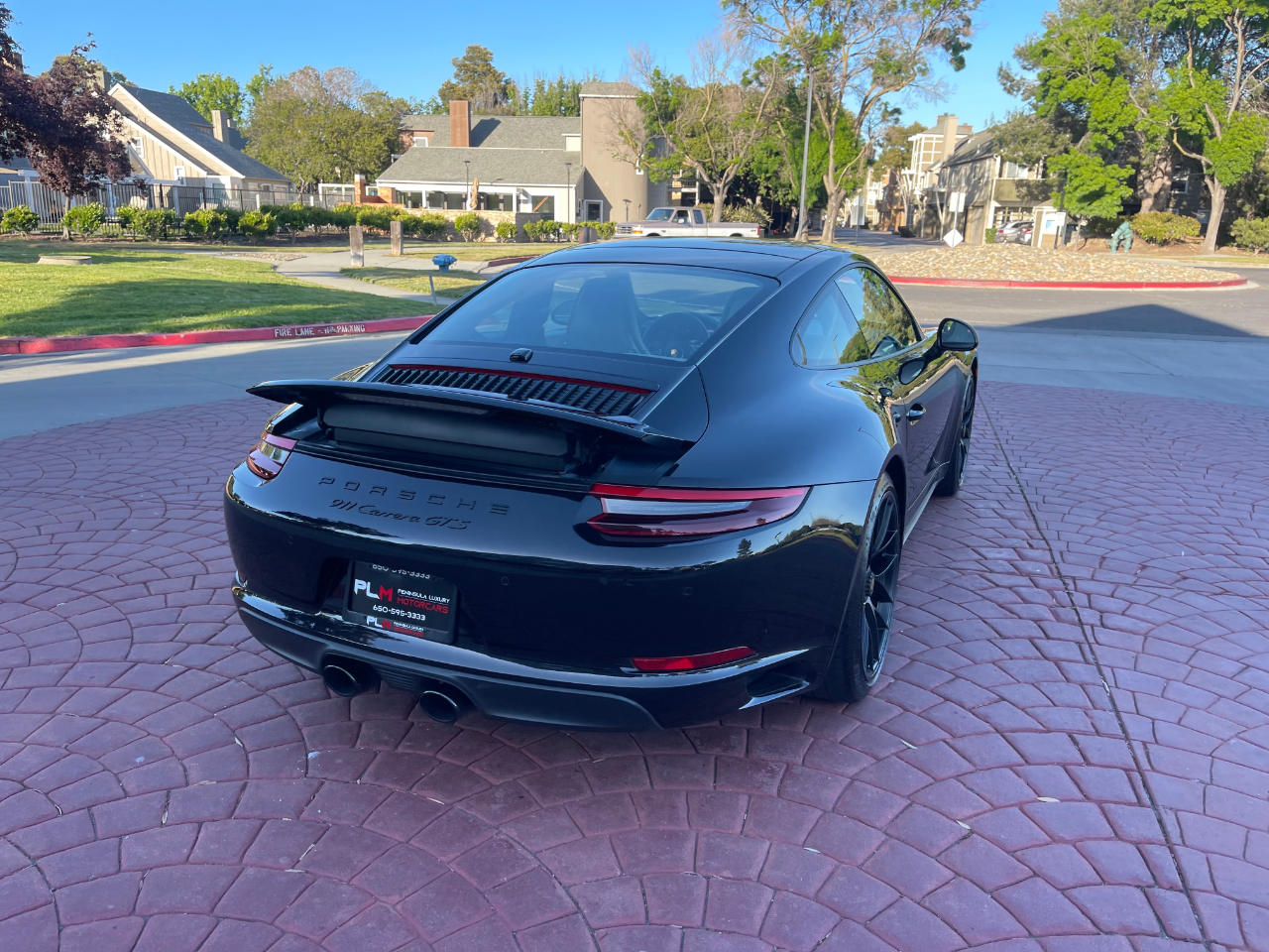 Porsche 911 Carrera GTS Coupe 2019
