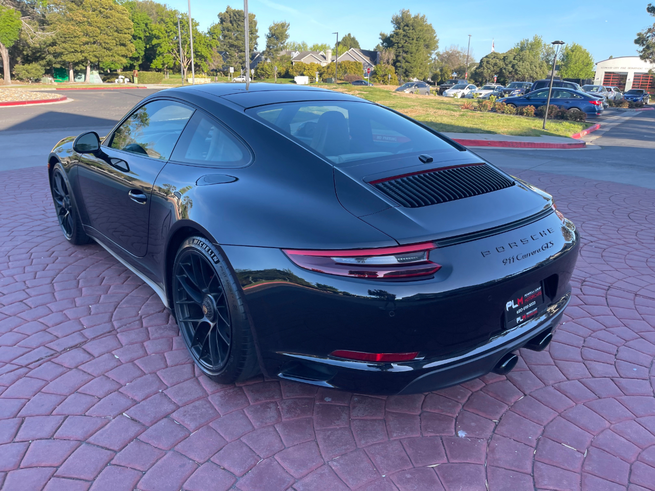 Porsche 911 Carrera GTS Coupe 2019