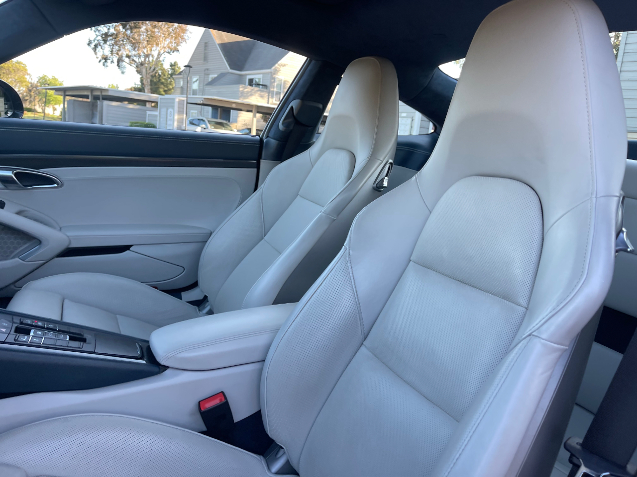 Porsche 911 Carrera GTS Coupe 2019