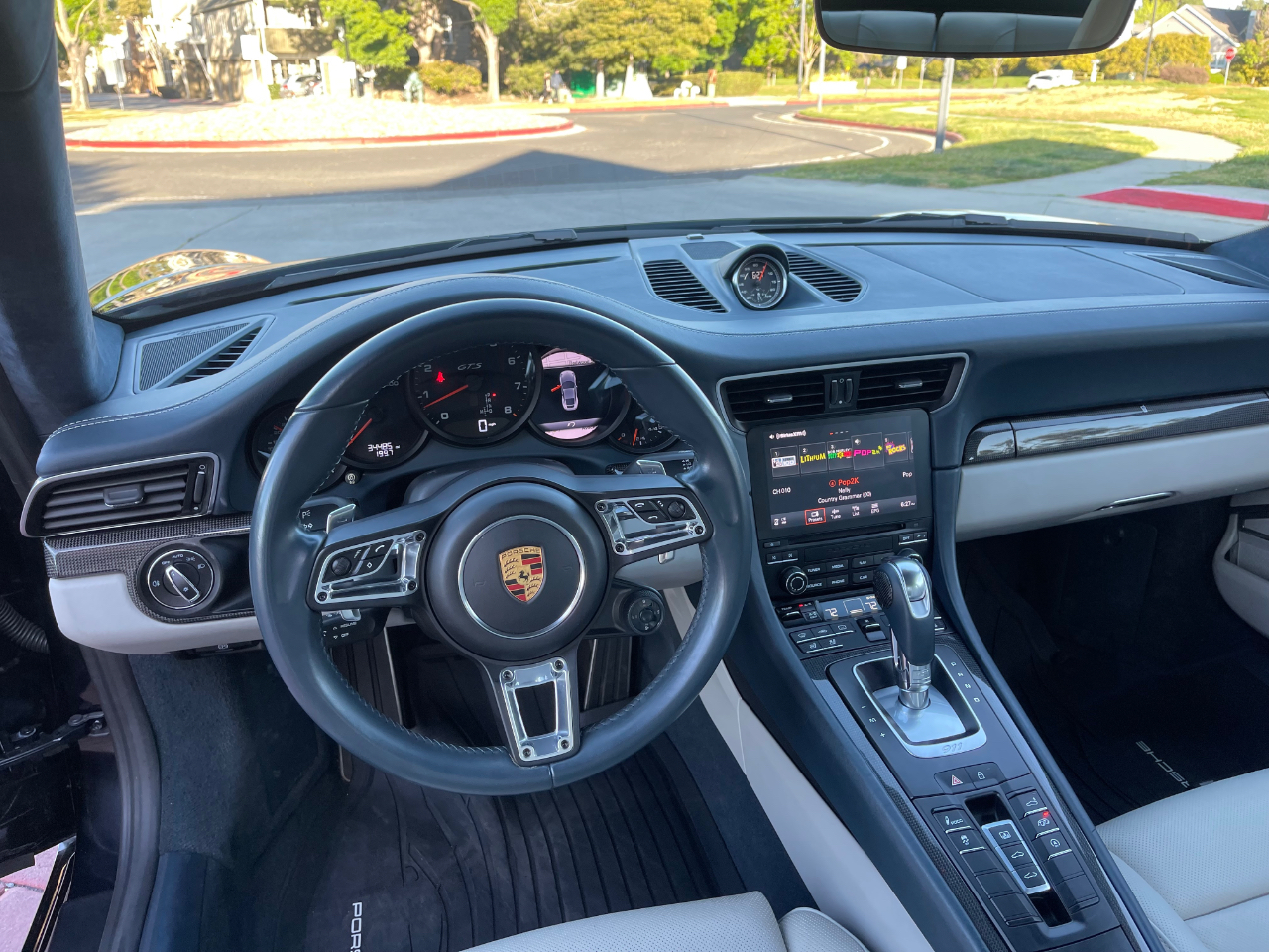 Porsche 911 Carrera GTS Coupe 2019