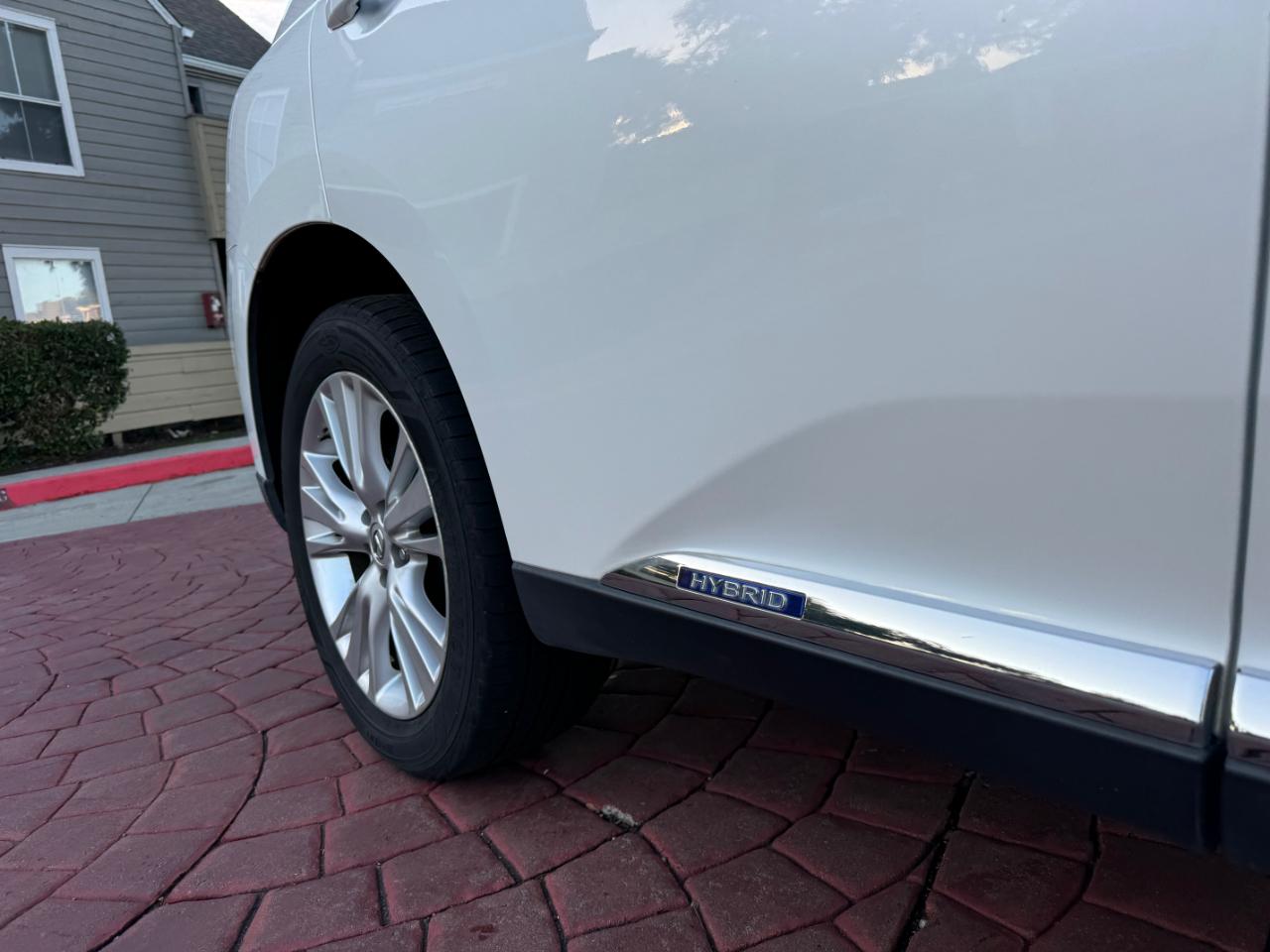 Lexus RX 450h AWD 2011