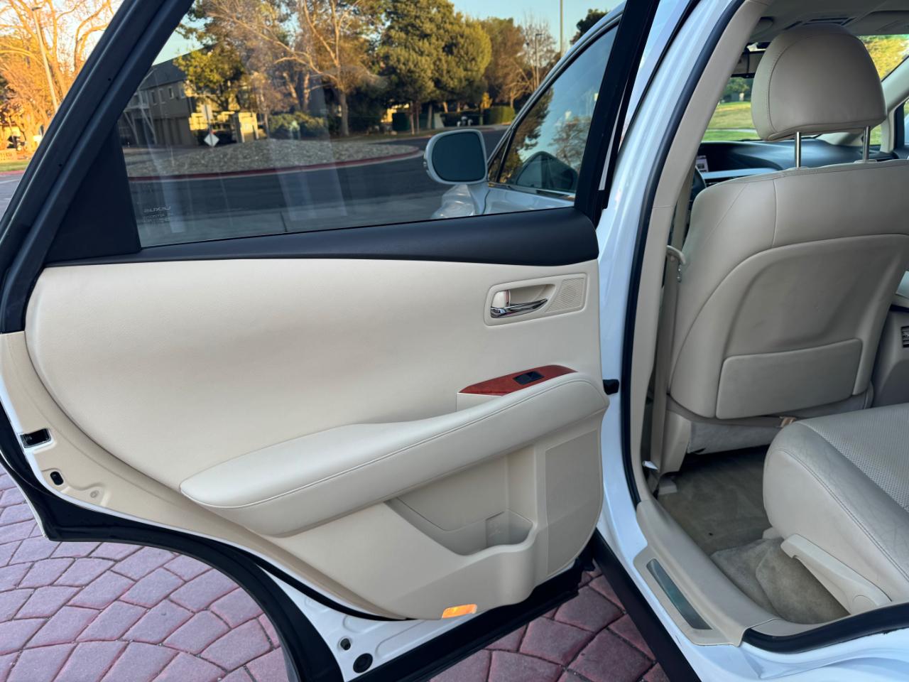 Lexus RX 450h AWD 2011