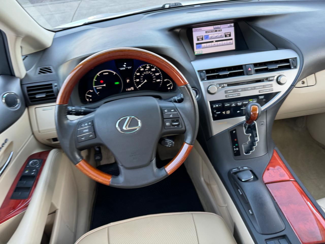 Lexus RX 450h AWD 2011