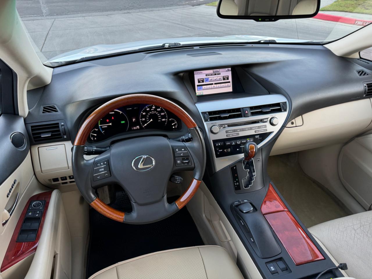Lexus RX 450h AWD 2011