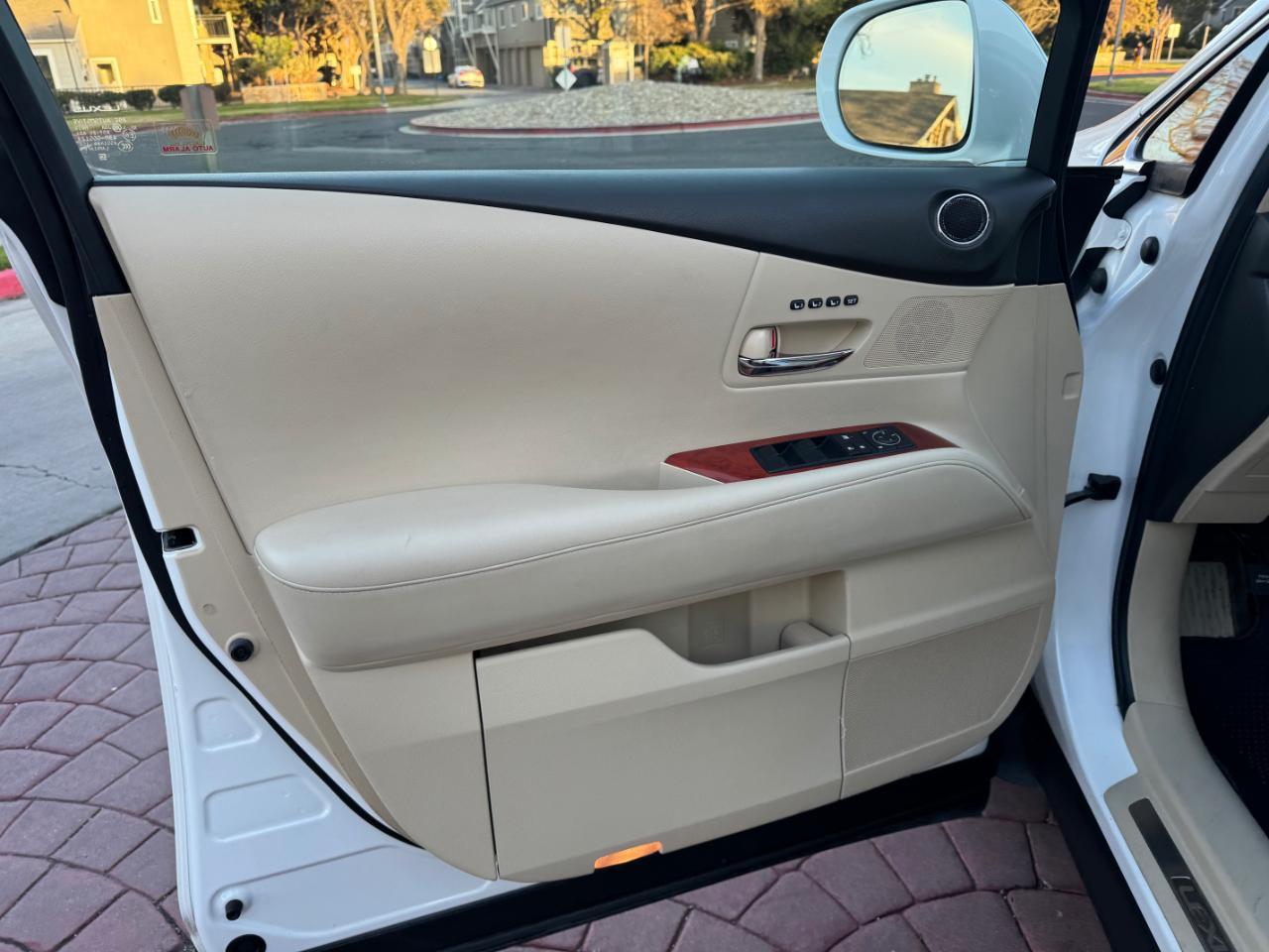 Lexus RX 450h AWD 2011