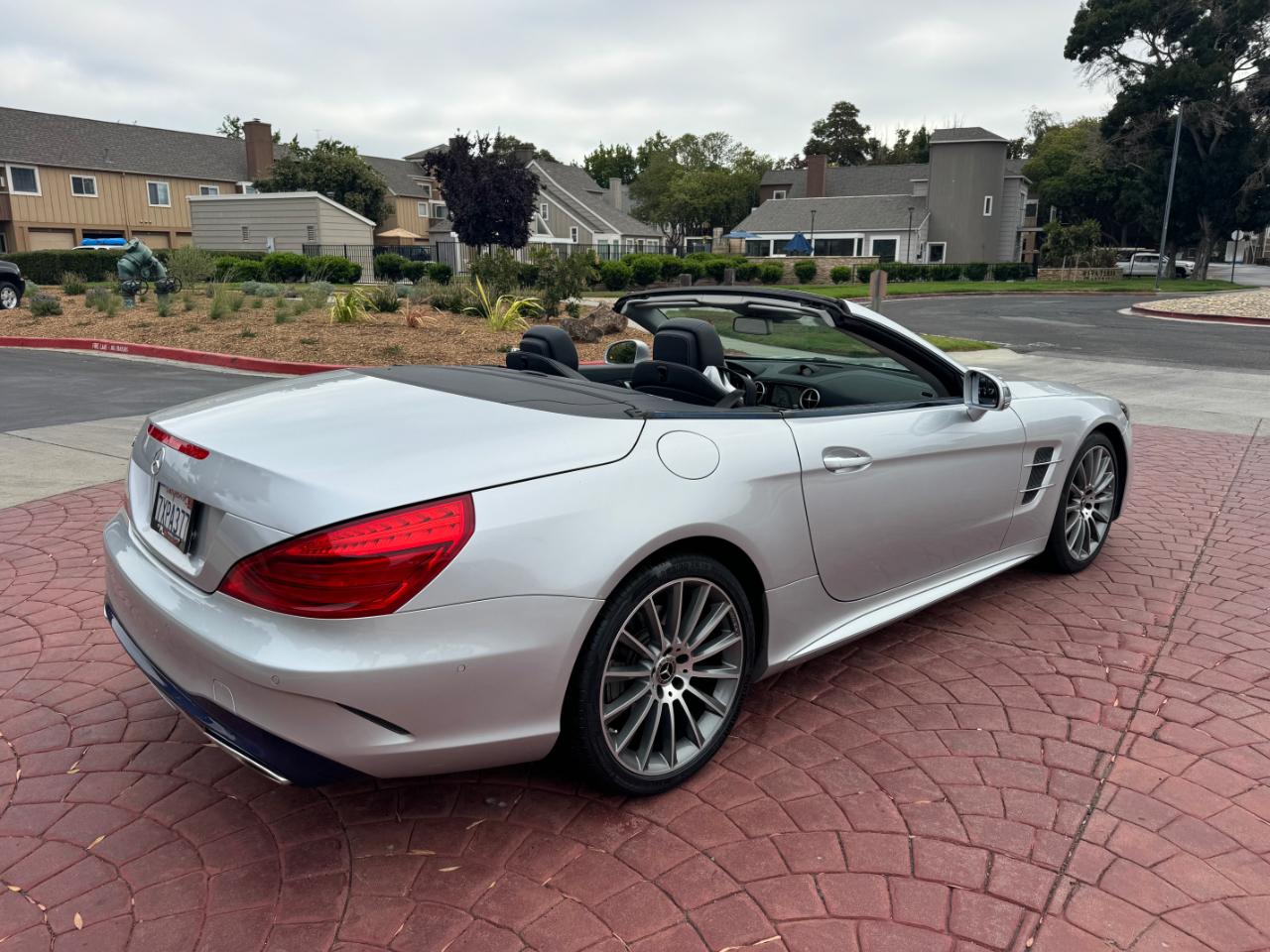 Mercedes-Benz SL-Class SL550 2017