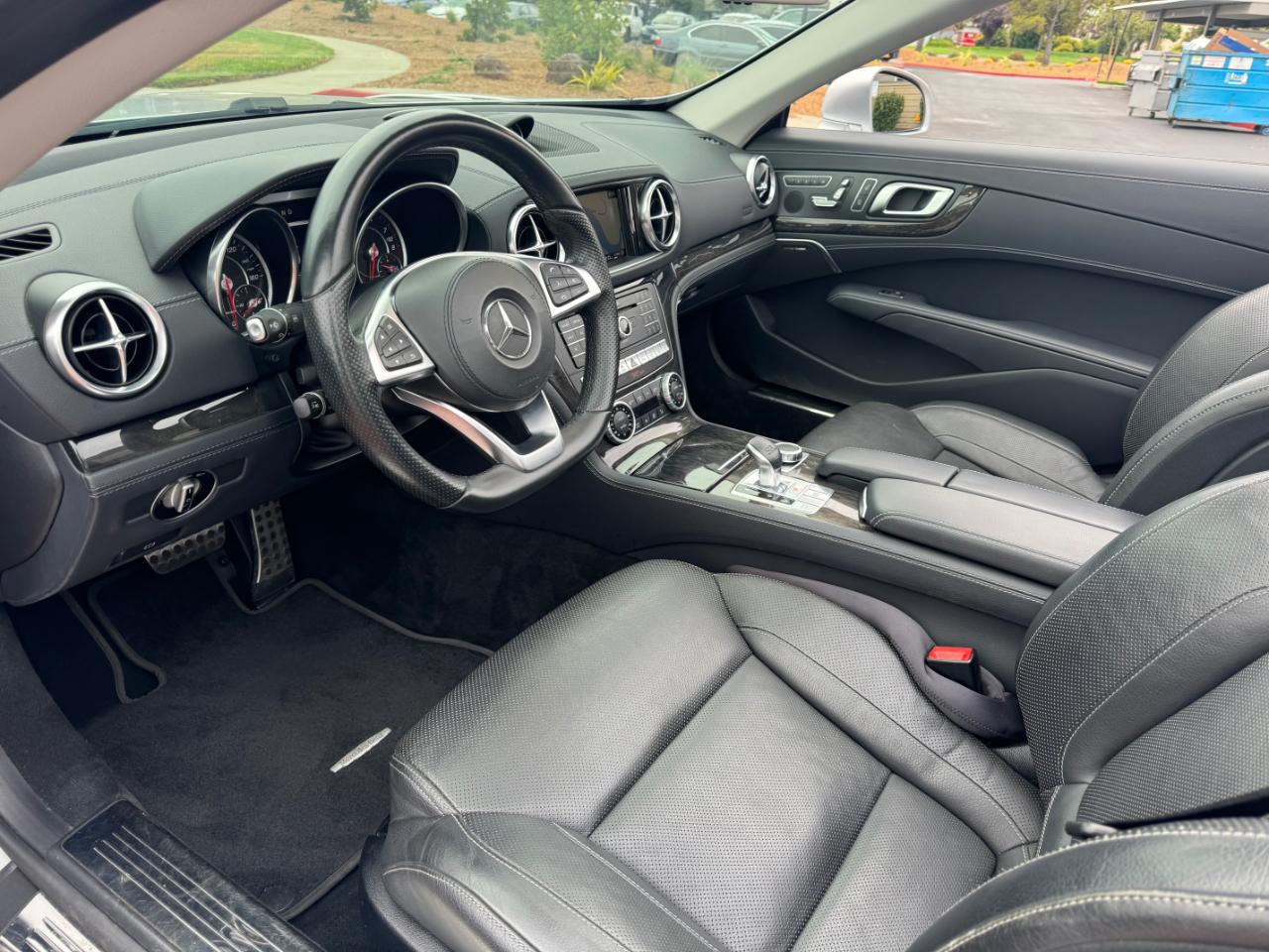 Mercedes-Benz SL-Class SL550 2017