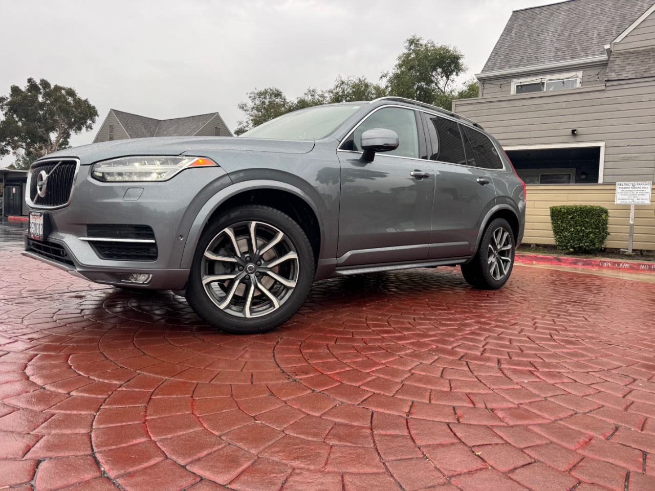 Volvo XC90 T6 Momentum AWD 2018