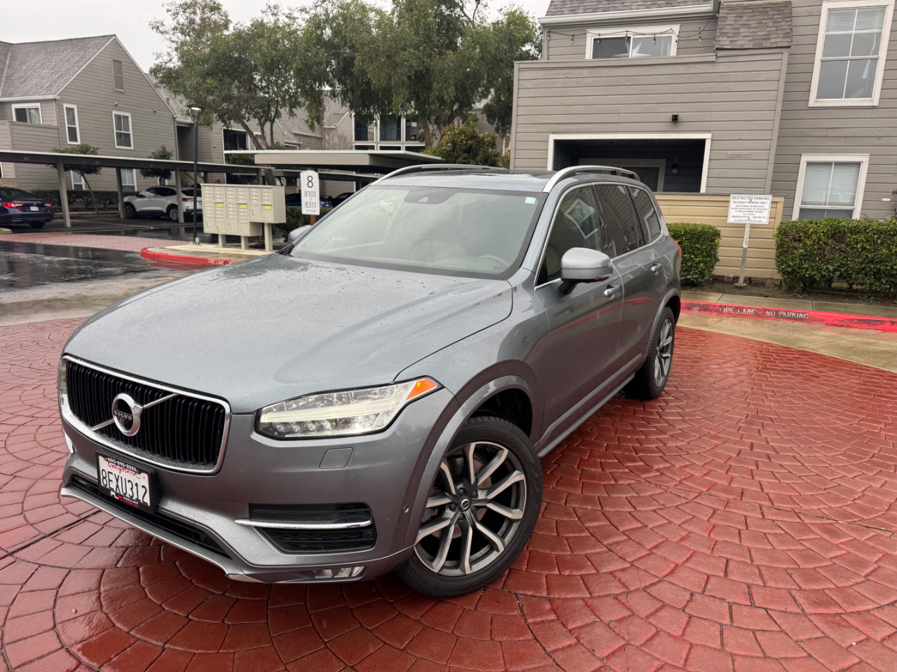 Volvo XC90 T6 Momentum AWD 2018